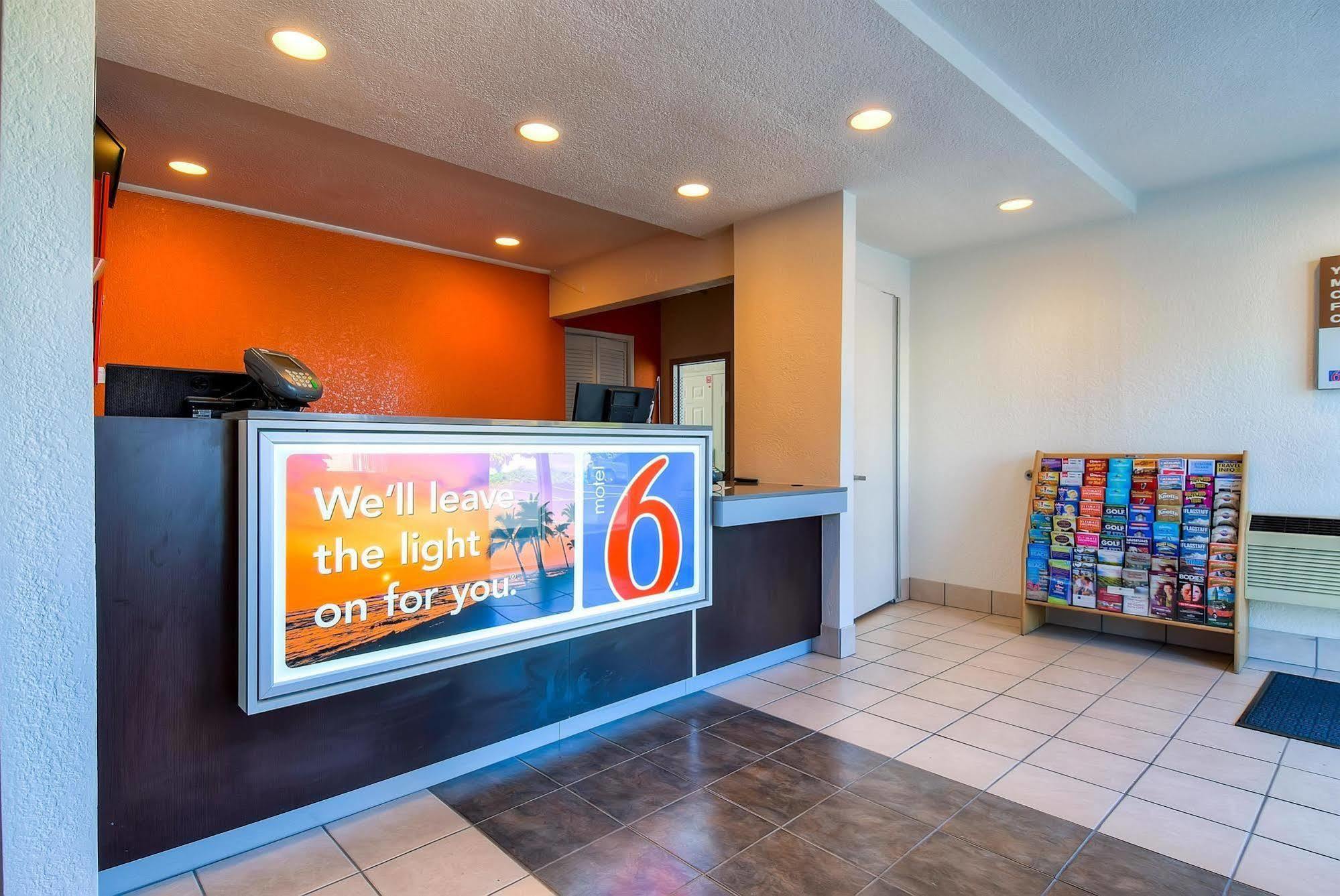 Motel 6-Rowland Heights, Ca - Los Angeles - Pomona מראה חיצוני תמונה
