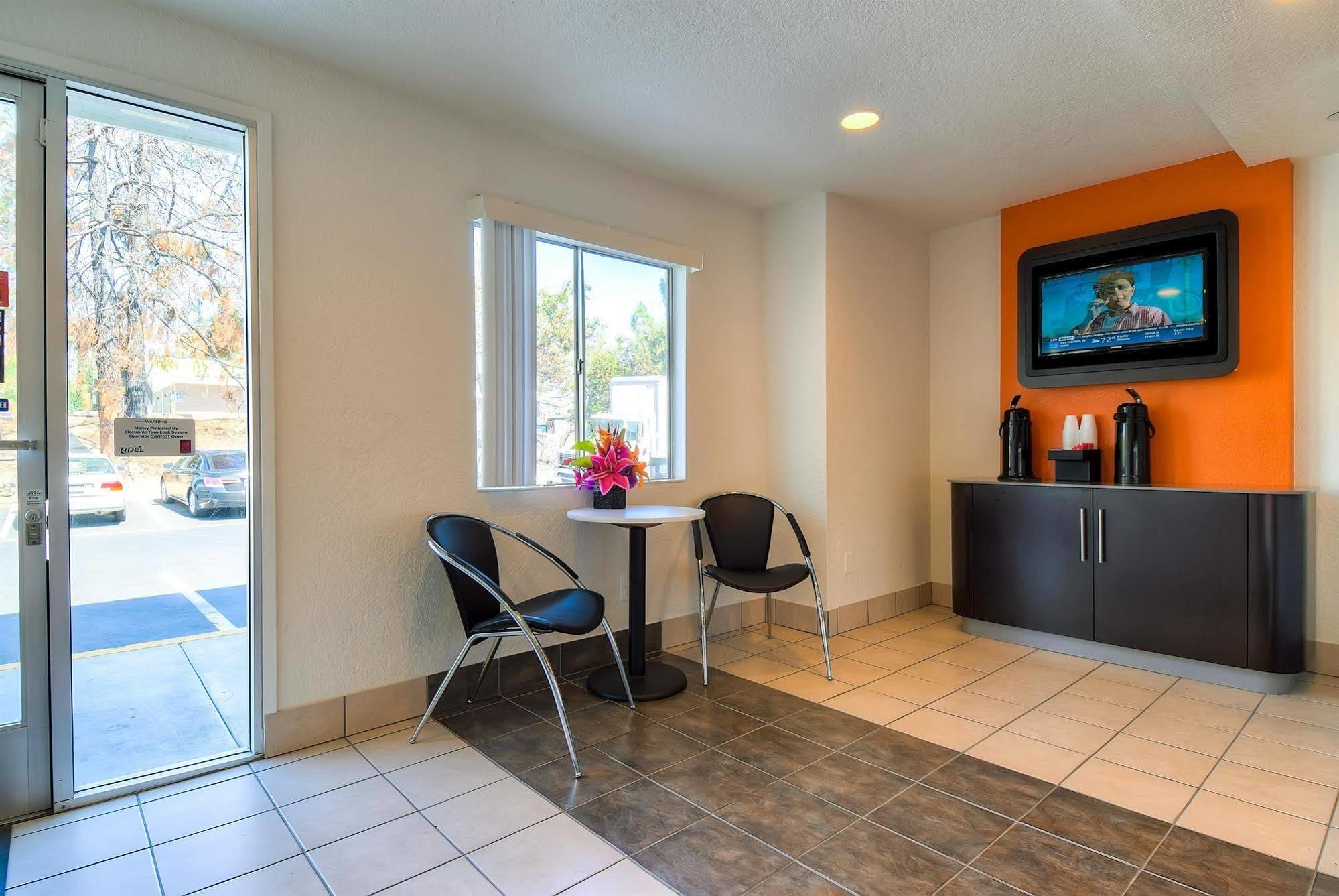 Motel 6-Rowland Heights, Ca - Los Angeles - Pomona מראה חיצוני תמונה