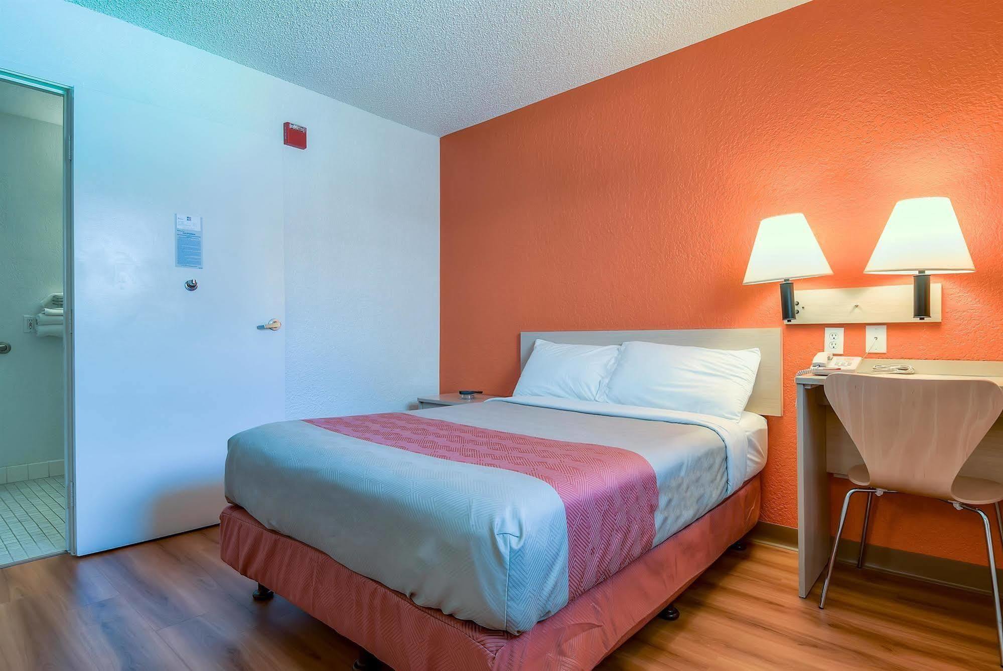 Motel 6-Rowland Heights, Ca - Los Angeles - Pomona מראה חיצוני תמונה